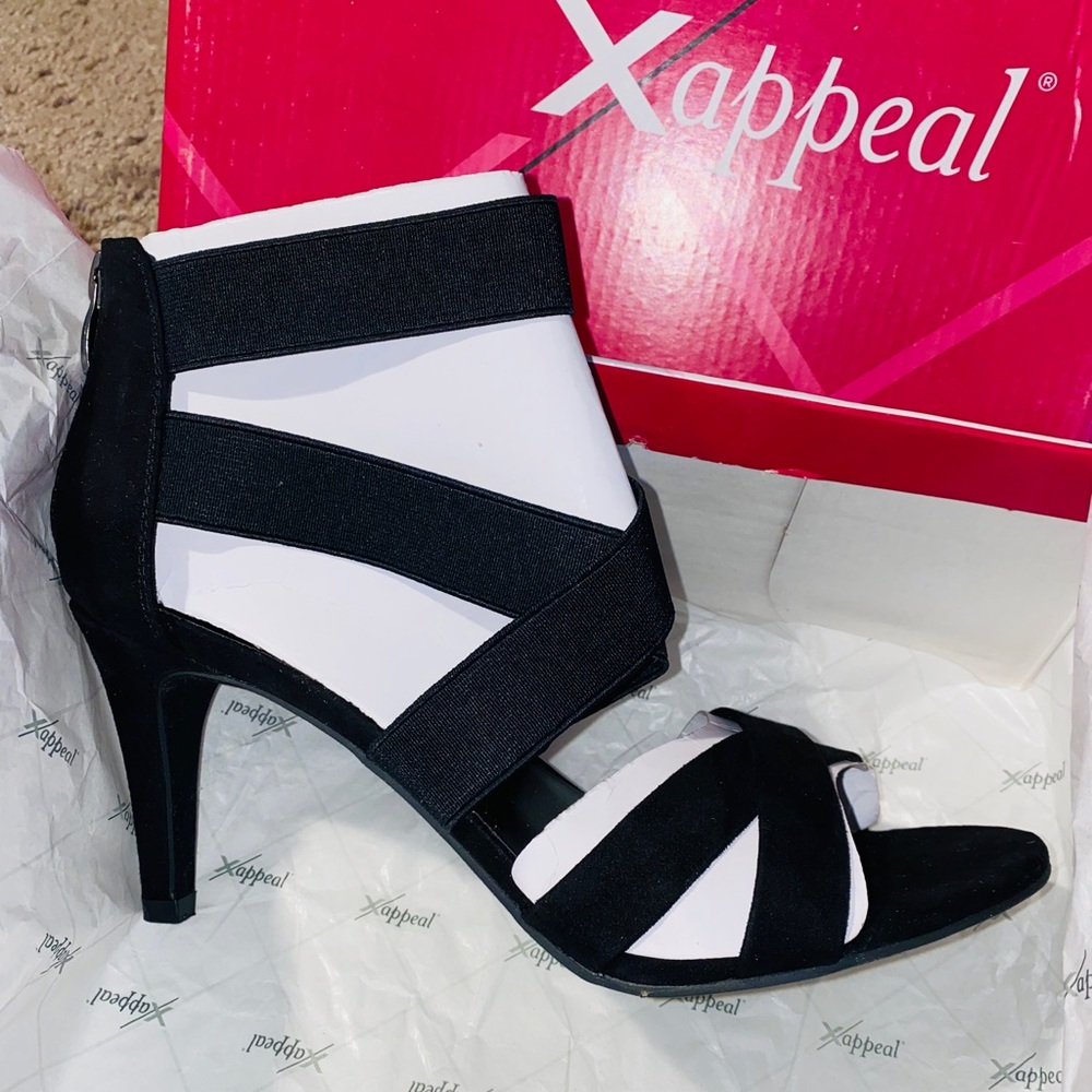 Xappeal strapped black mini heels size 8.5 new like condition